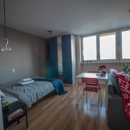 Modern Studio In The City Center Of Wroclaw! Kültér fotó